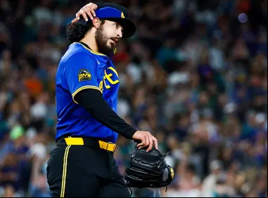 Andrés Muñoz consigue su salvamento 18 de la temporada