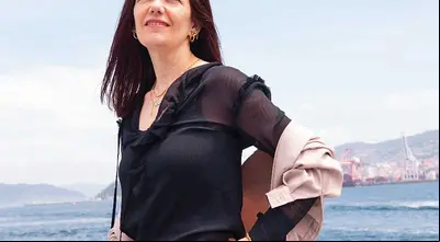 Ledicia Costas explora la caza de brujas en su más reciente novela